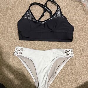 Lululemon black and white bikini set
